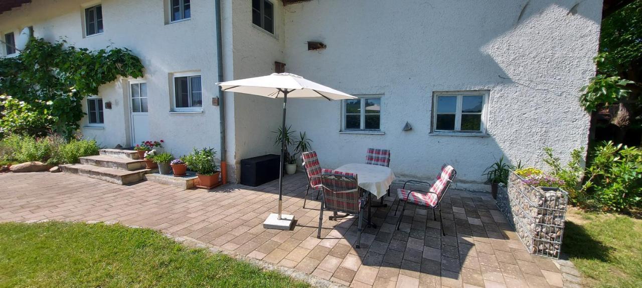 Ruhig Gelegene Ferienwohnung Im Gruenen Mit Terrasse Und Kleinem Garten Rotthalmuenster Exteriér fotografie